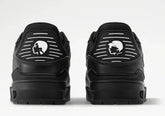 LV TRAINER BLACK