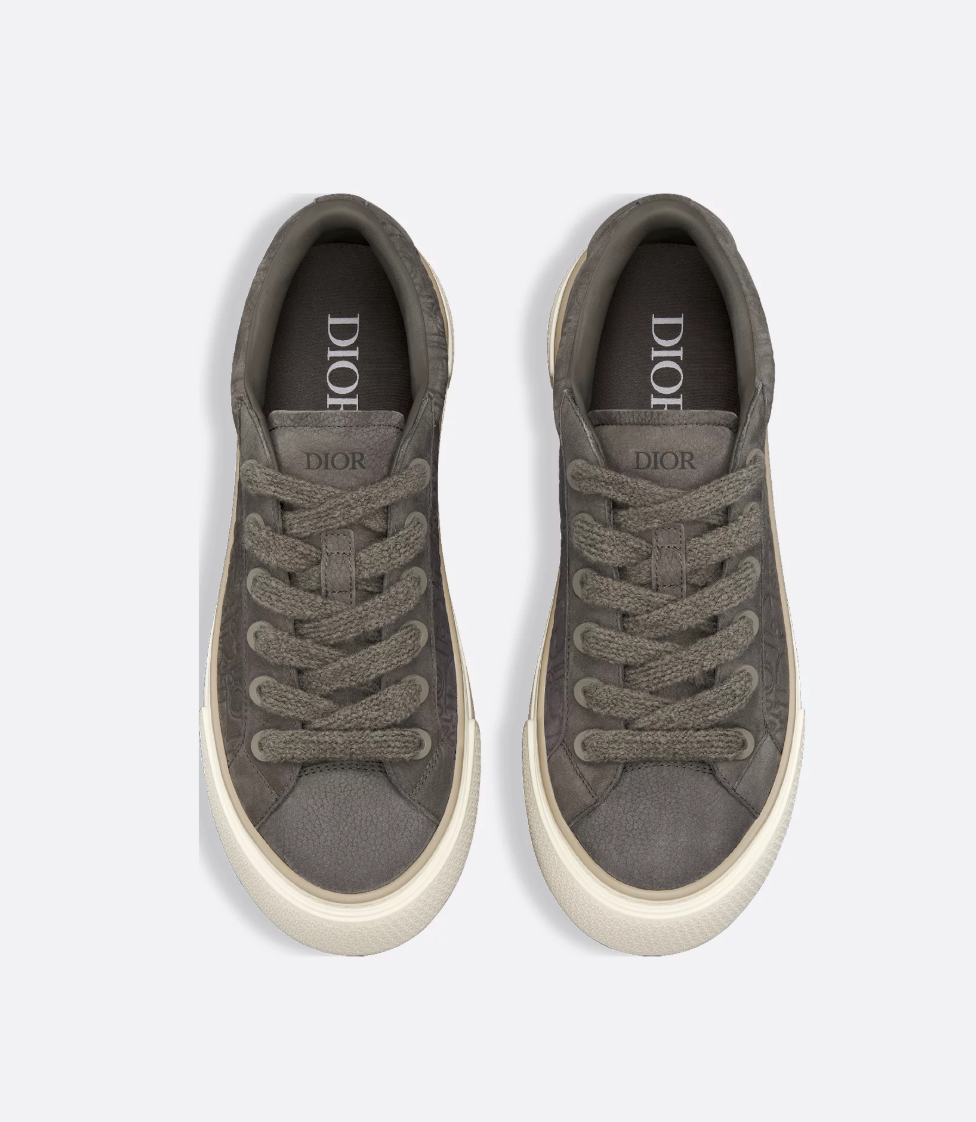 B33 Spin Sneaker