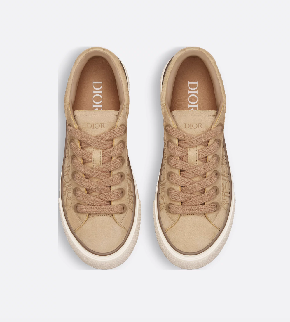 B33 Spin Sneaker
