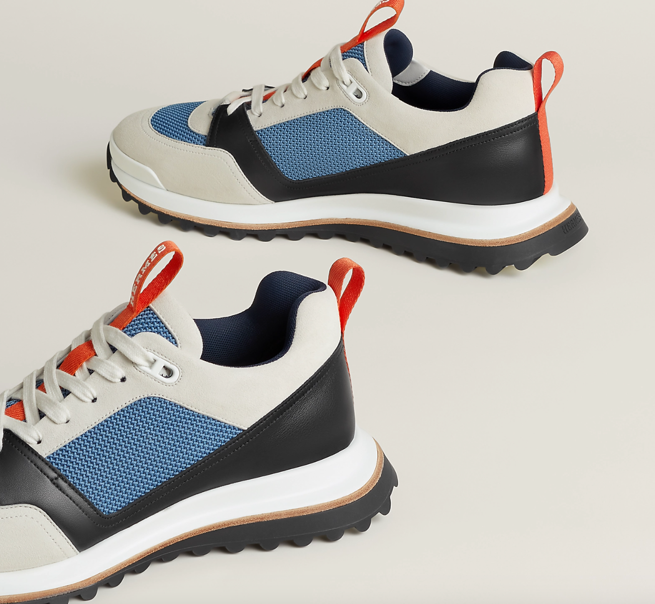Leader sneaker