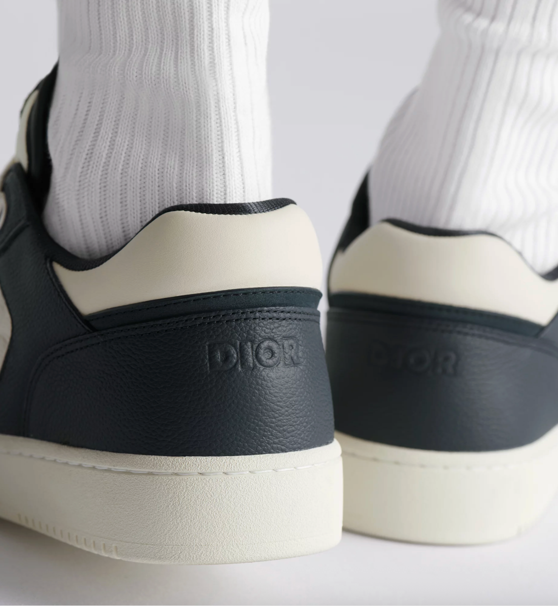 B27 Uptown Low-Top Sneaker