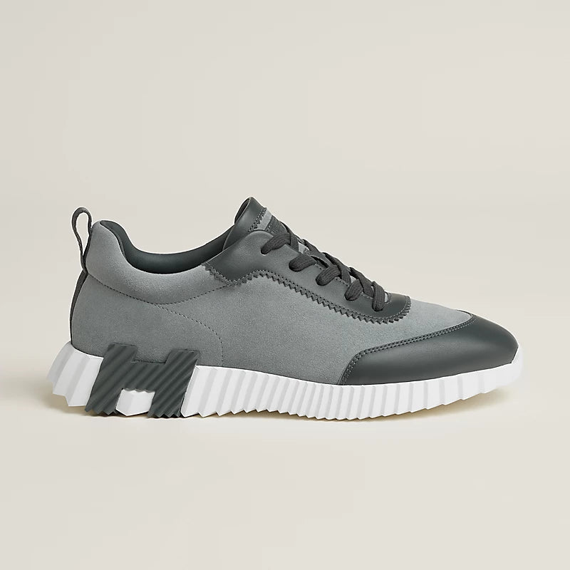 Bouncing sneaker