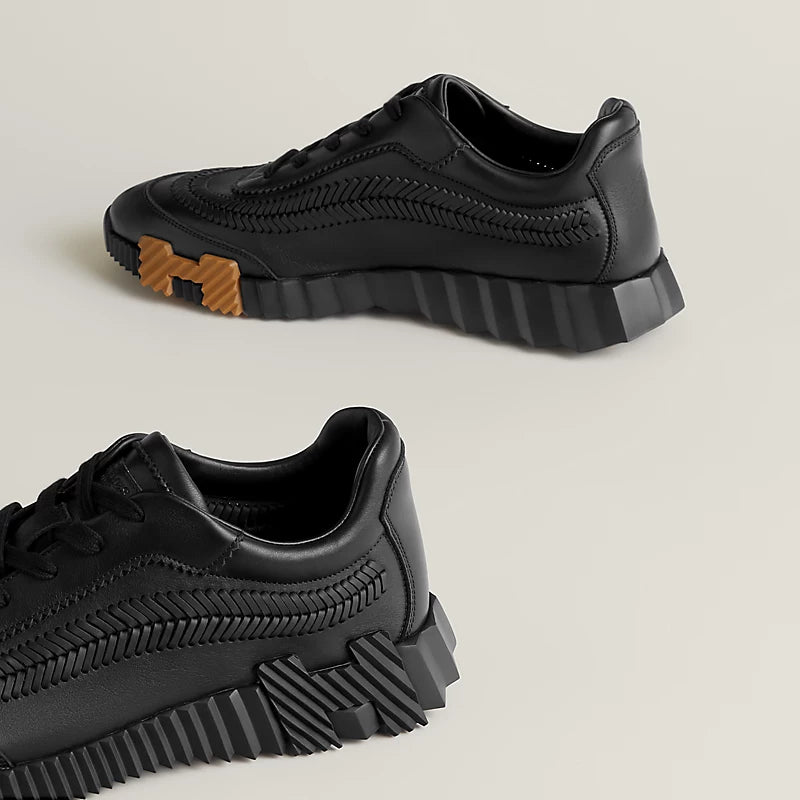 Bouncing sneaker