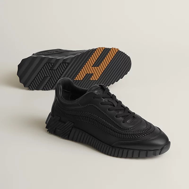 Bouncing sneaker