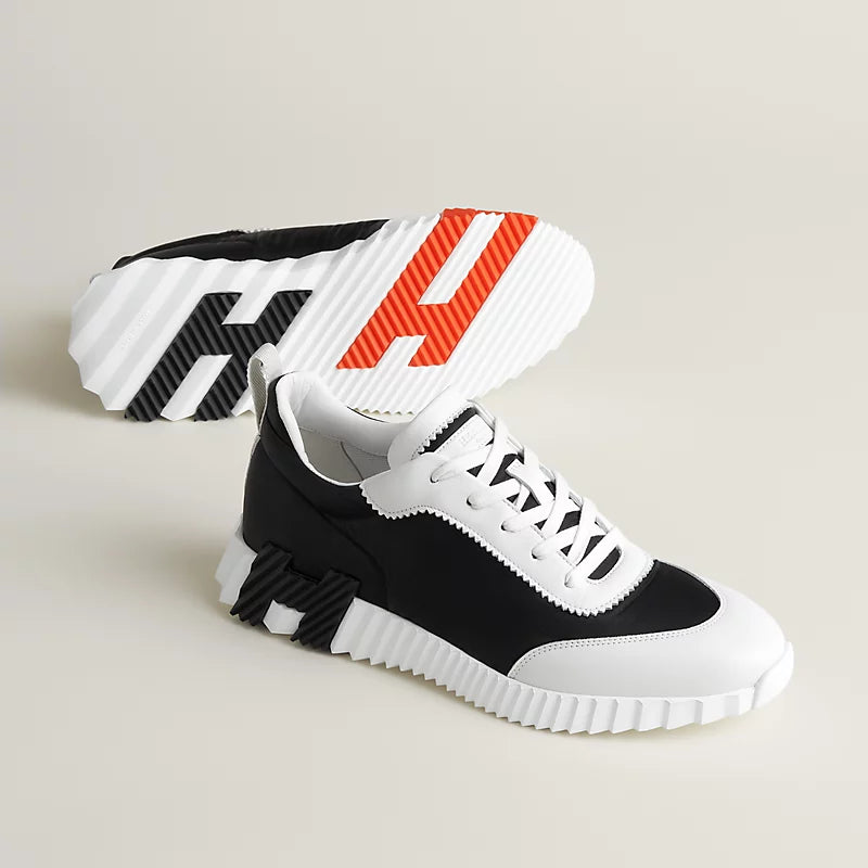 Bouncing sneaker